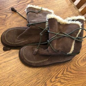 Ankle Booties Sherpa lined 7 1/2